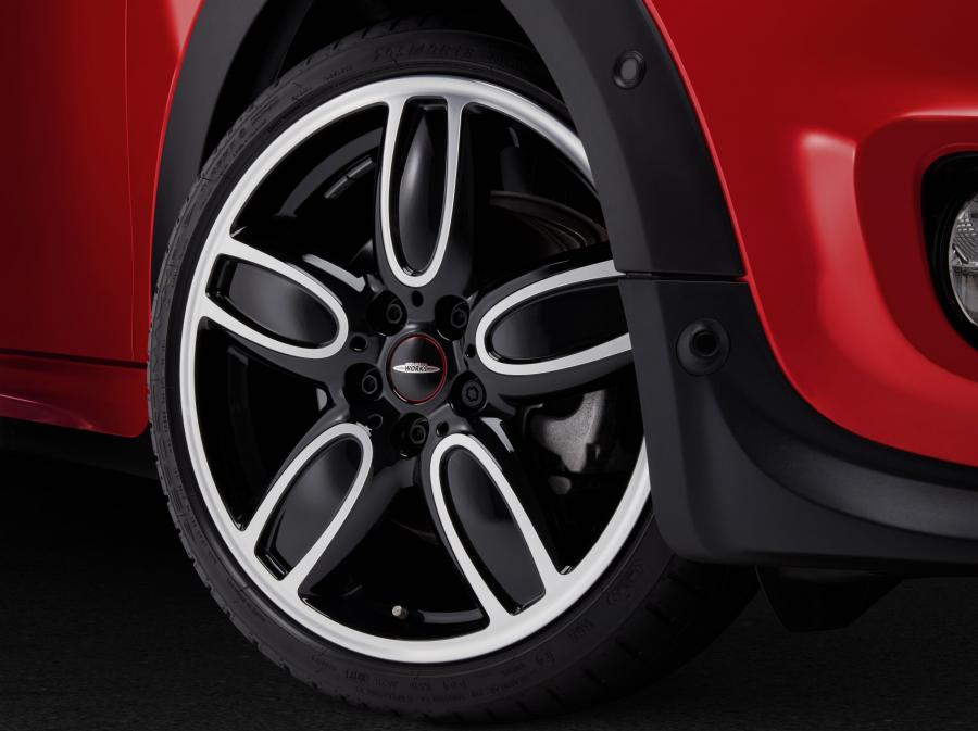 Колеса Mini Cooper S 15 Anos en MX (F56) 2017 года  (фото 13 из 23)